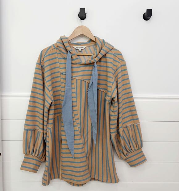 DAVI & DANI Sweaters - Women’s Davi & Dani Stripe Boho Hooded Sweater Bell Sleeves M